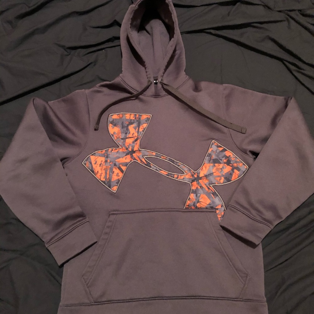 Under armor stitch hoodie like new